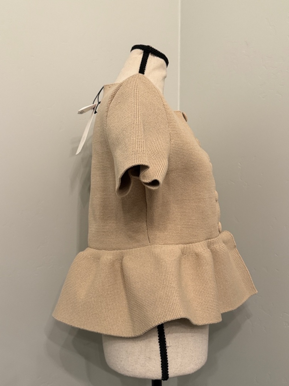 Zara Textured Peplum Top Small NWT Beige Button Front Structured Blouse - Picture 12 of 12